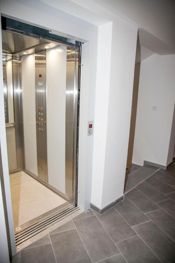 Apartment Yesa Travnik Esterno foto